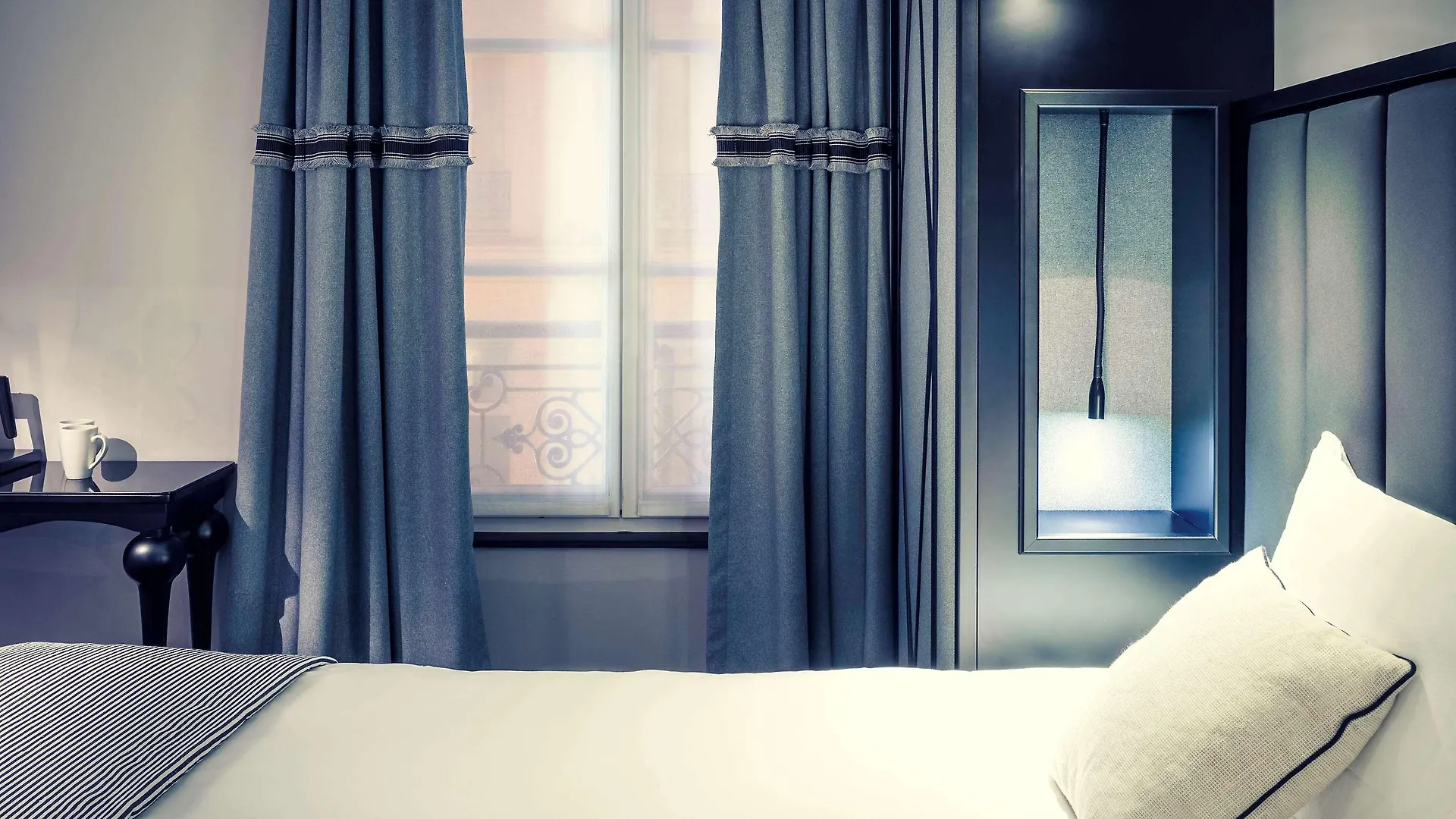 Mercure Paris Arc De Triomphe Wagram Hotel