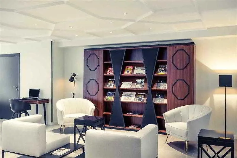 Mercure Paris Arc De Triomphe Wagram Hotel