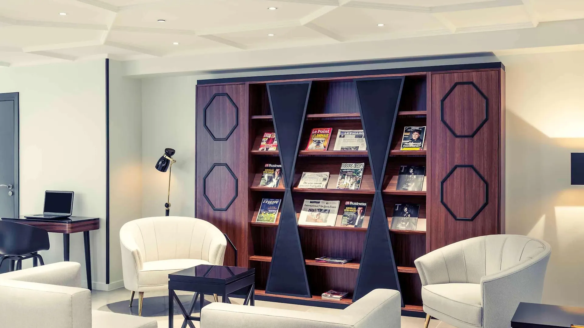 Mercure Paris Arc De Triomphe Wagram Otel