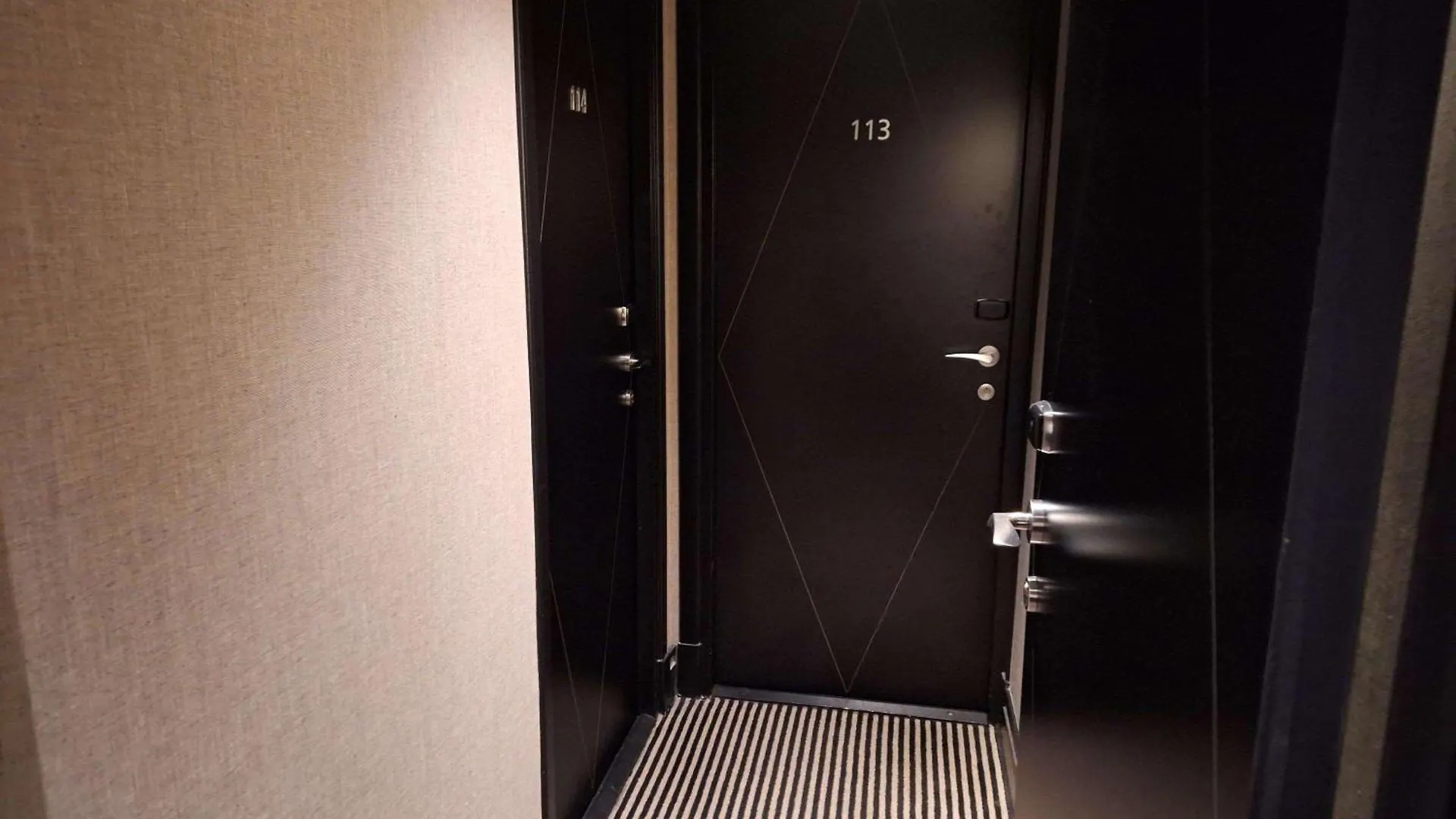 Mercure Paris Arc De Triomphe Wagram