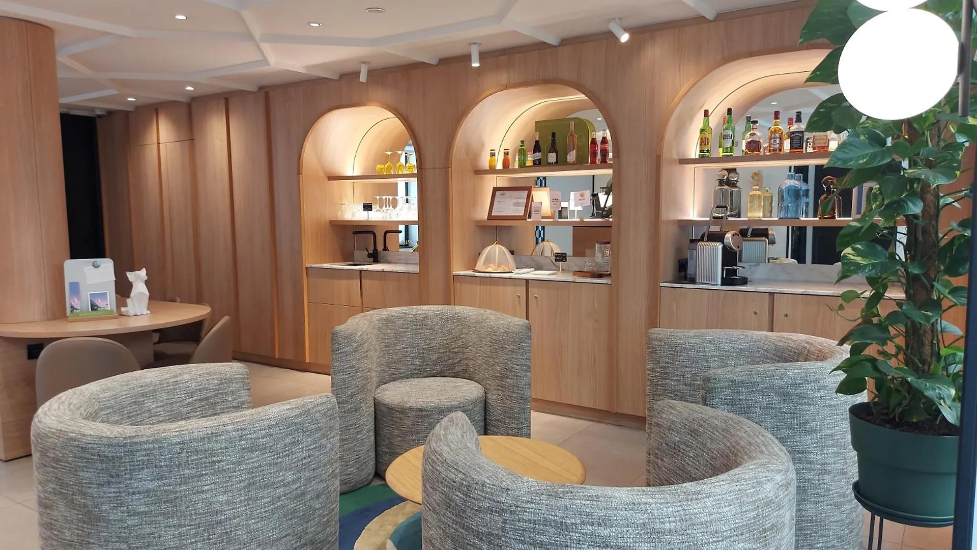 Mercure Paris Arc De Triomphe Wagram Frankreich