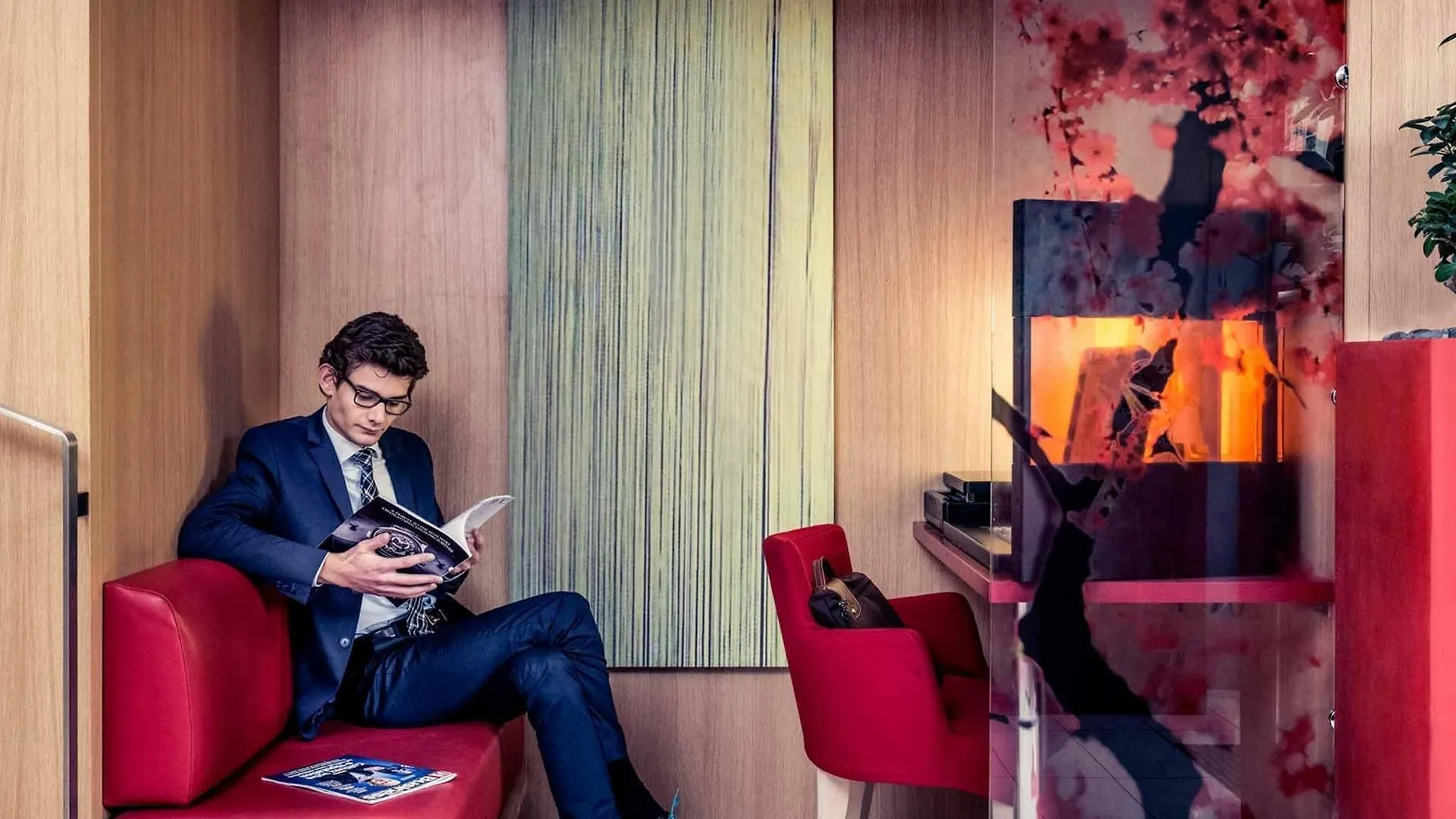 Mercure Paris Arc De Triomphe Wagram