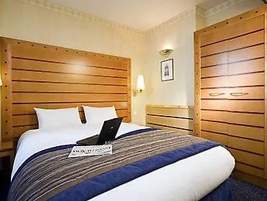 Mercure Paris Arc De Triomphe Wagram