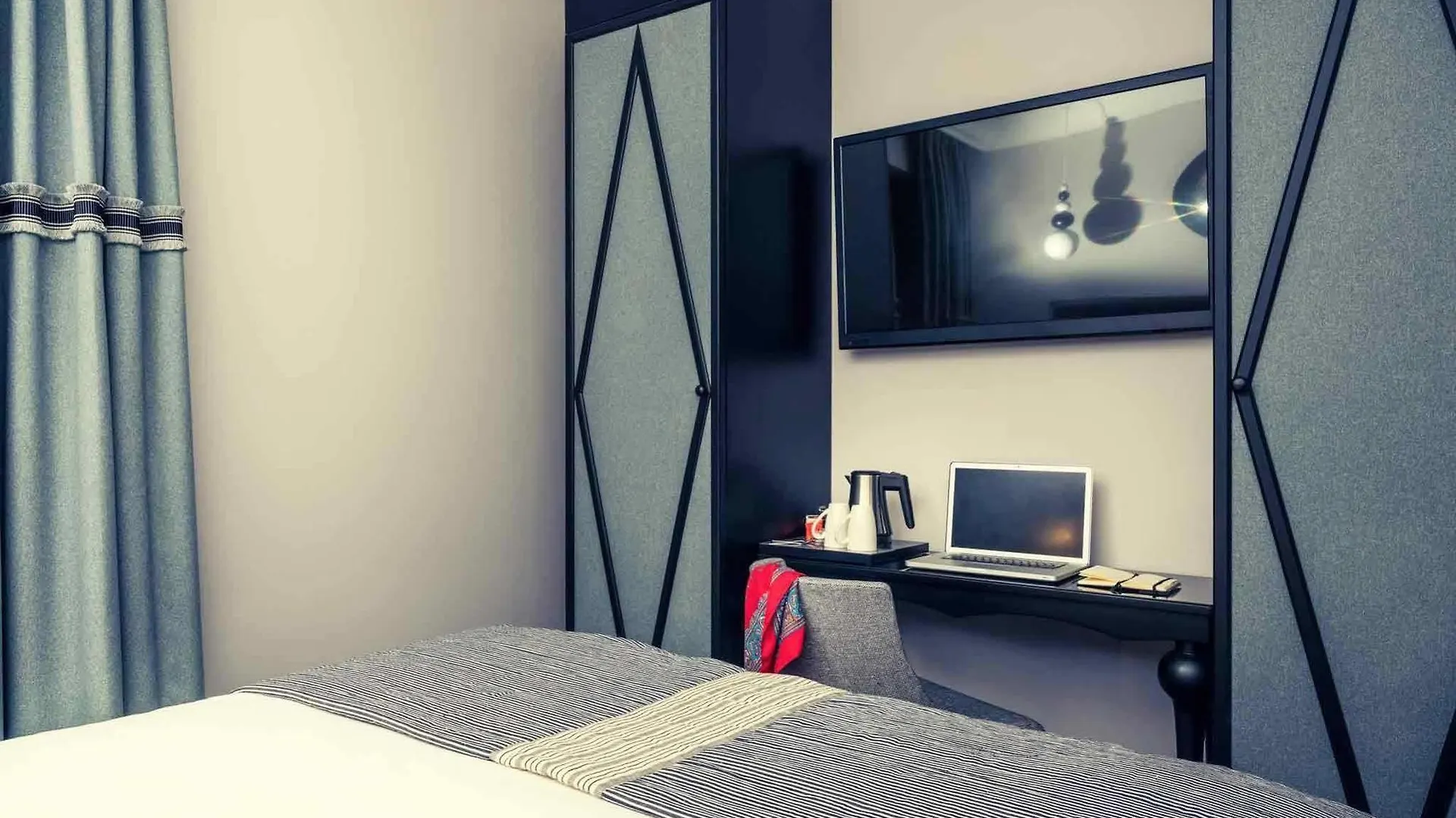 Hotel Mercure Paris Arc De Triomphe Wagram