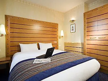 Mercure Paris Arc De Triomphe Wagram